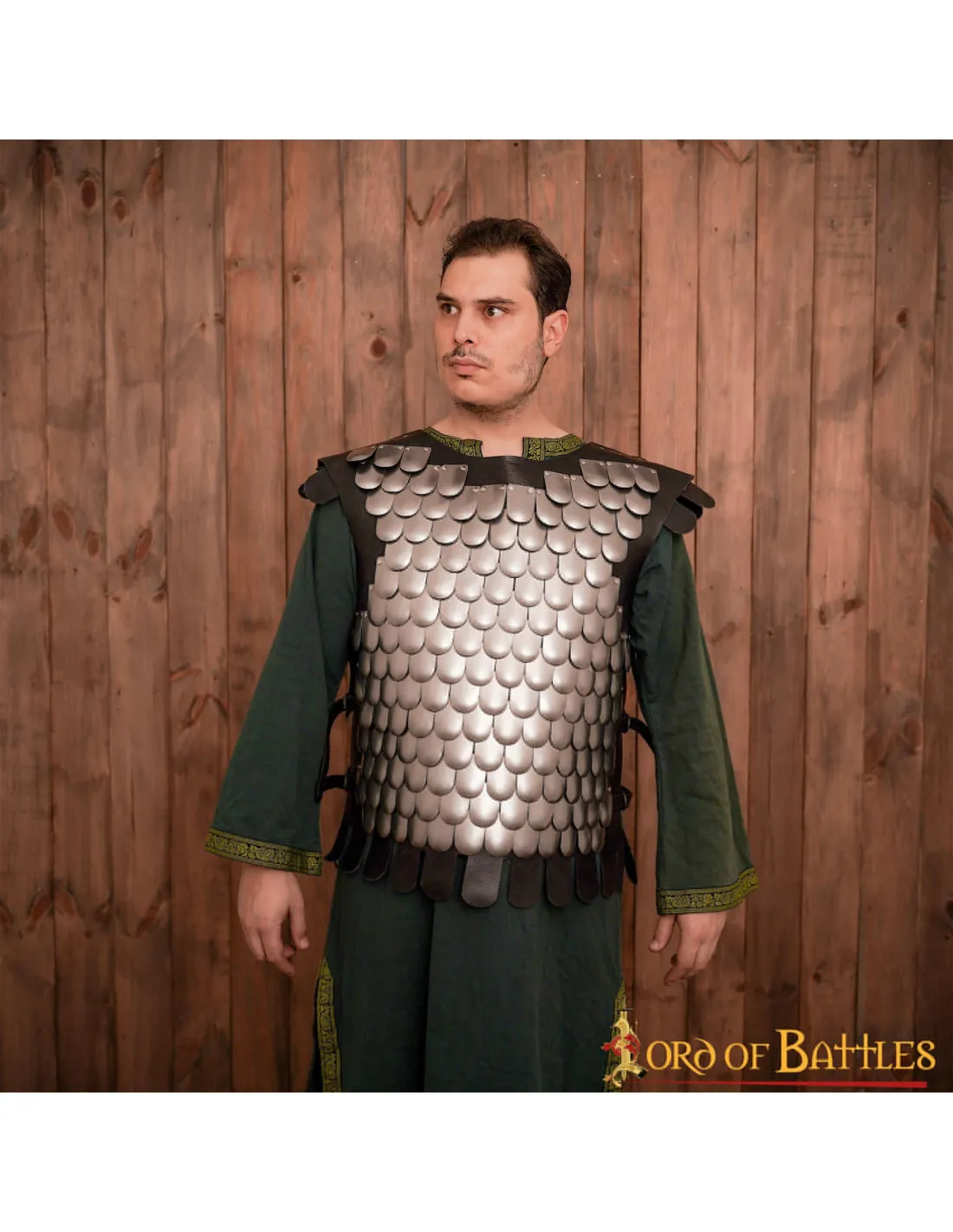 Armadura vikinga de cuero y escamas LARP