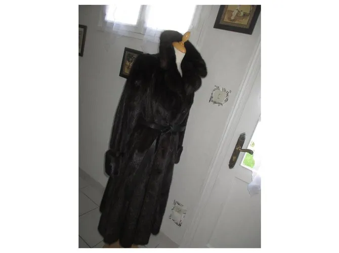 Autre Marque Abrigos, Ropa de calle Marrón oscuro 