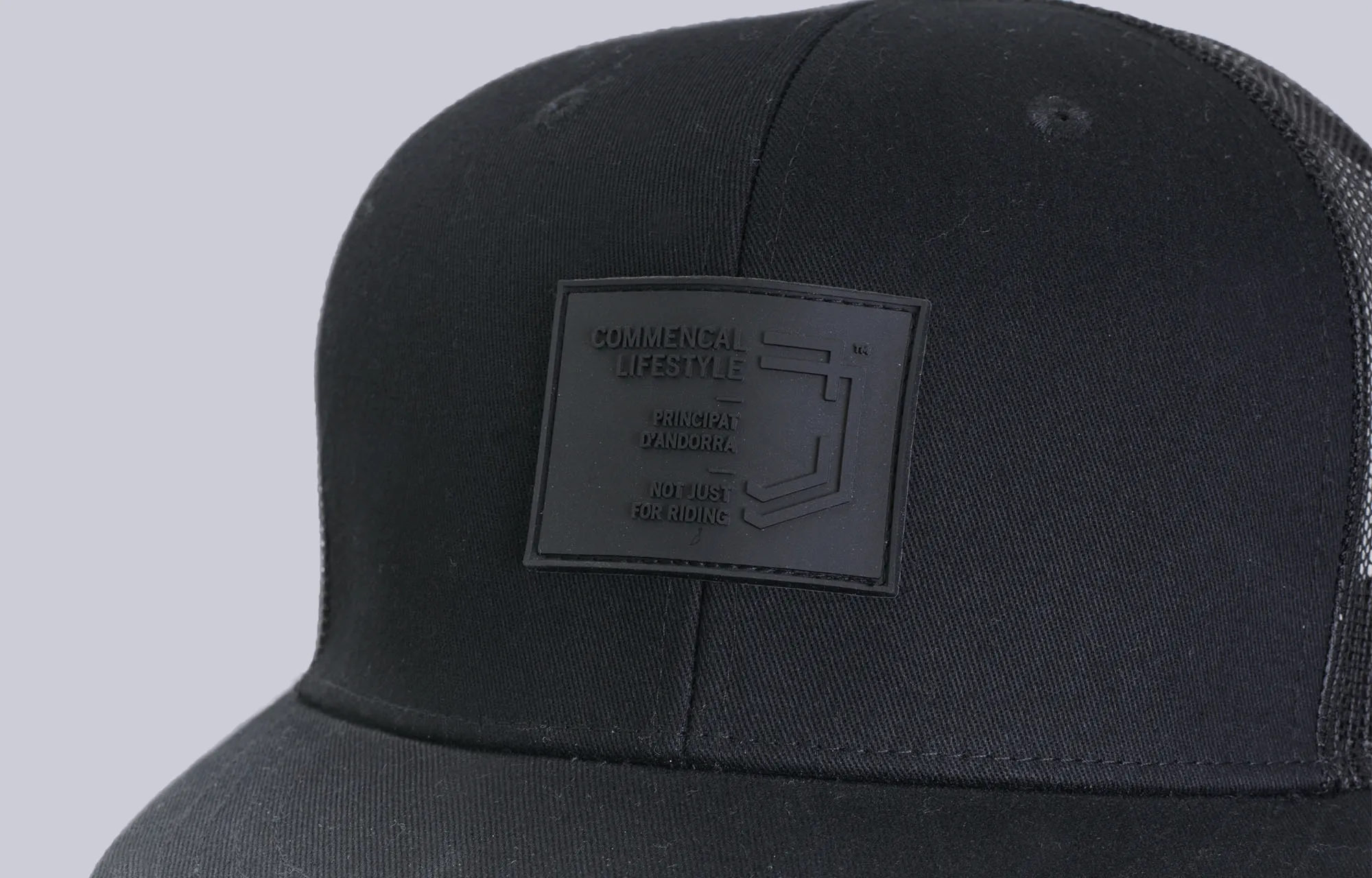 GORRA COMMENCAL TRUCKER BLACK LABEL