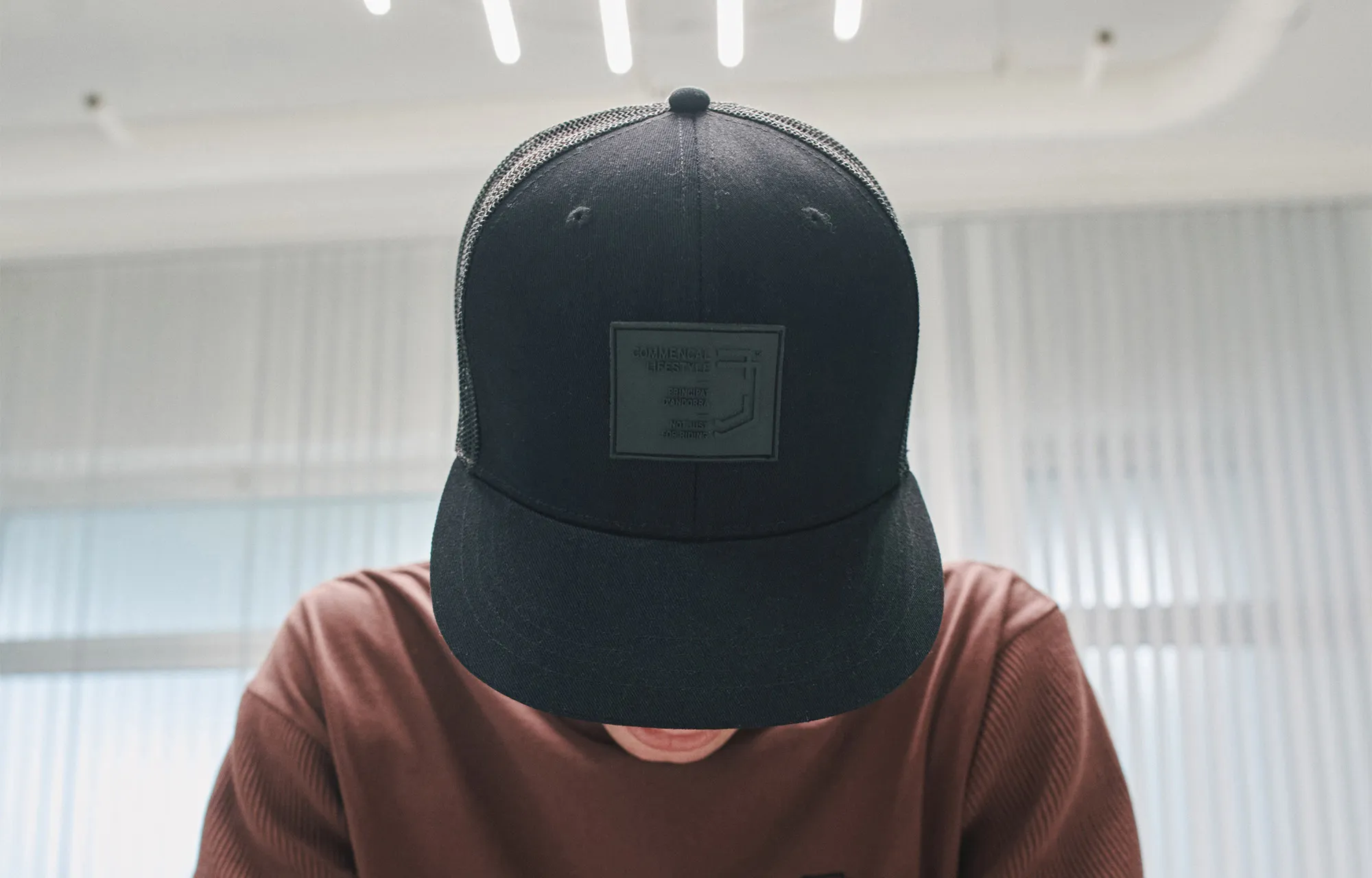 GORRA COMMENCAL TRUCKER BLACK LABEL