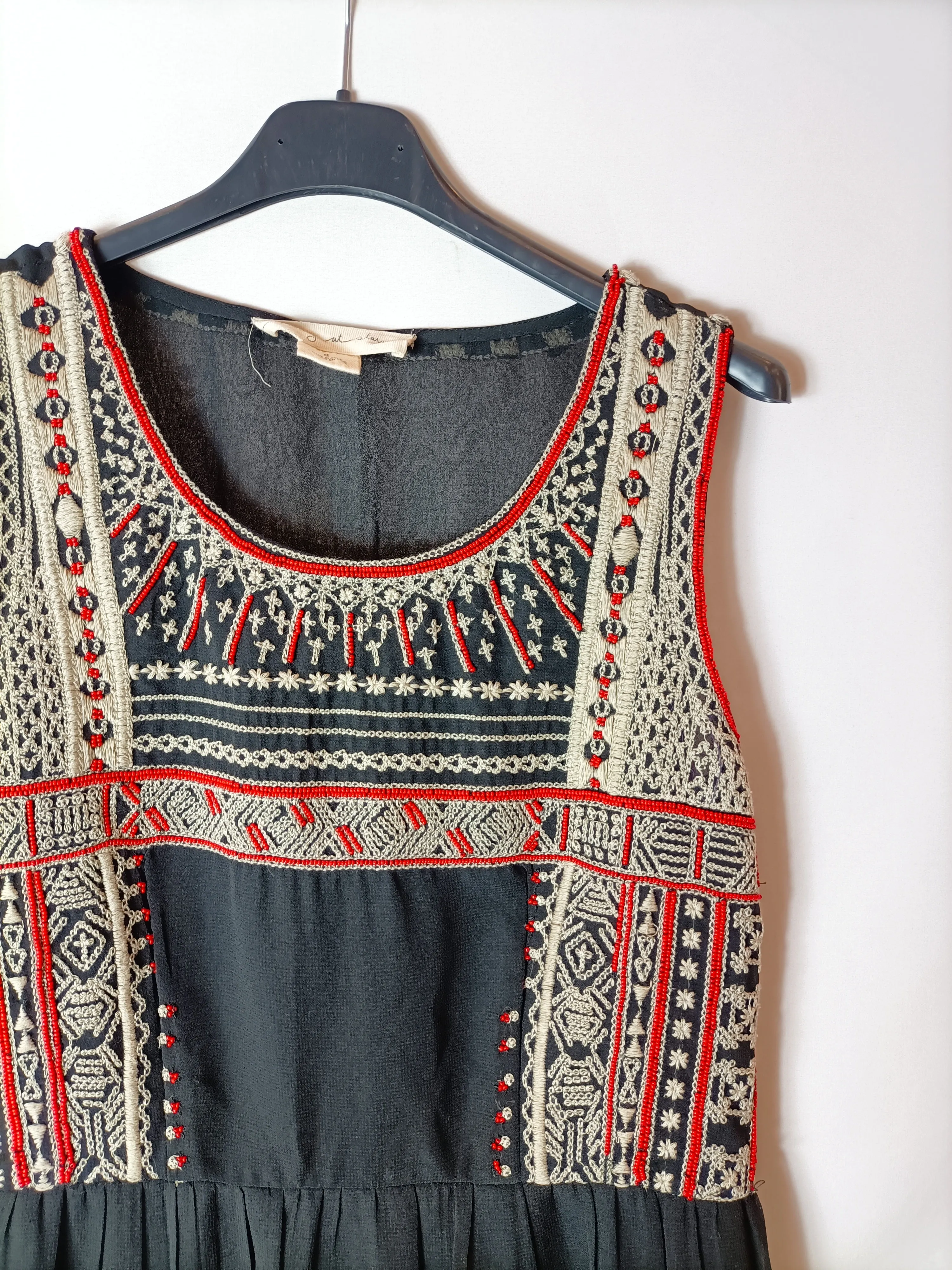 STARING AT STARS. Vestido midi negro T.s